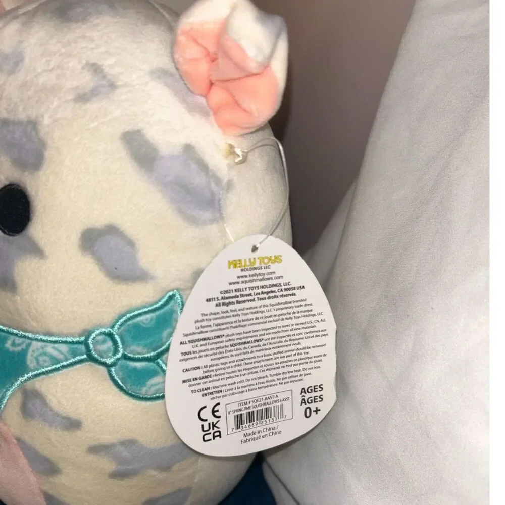 Squishmallows Belana the Cow – NWT – Gray/Cream Bandana Edition